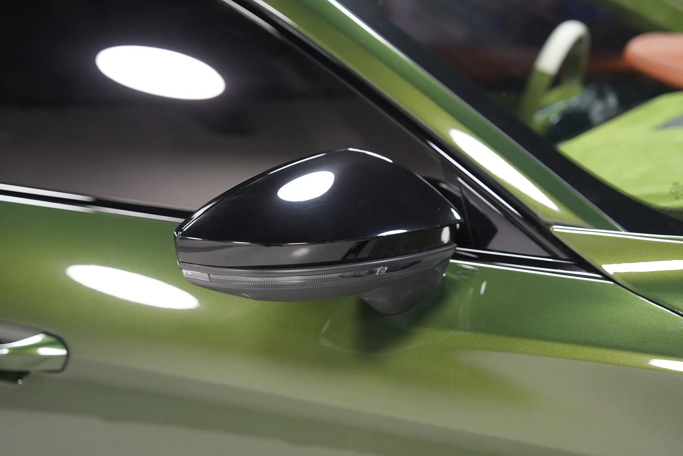 Audi RS e-tron GT by Kynetik Koncepts — gloss black mirror cap